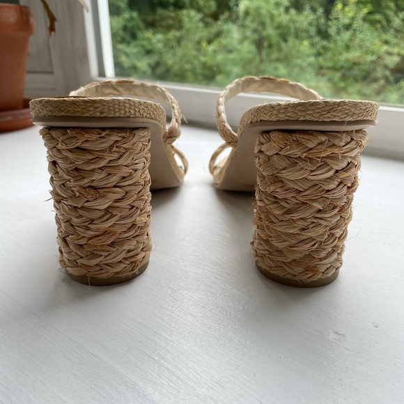 Dolce Vita Noles Slide Mules sandals. Size 8.5 - Picture 3 of 4